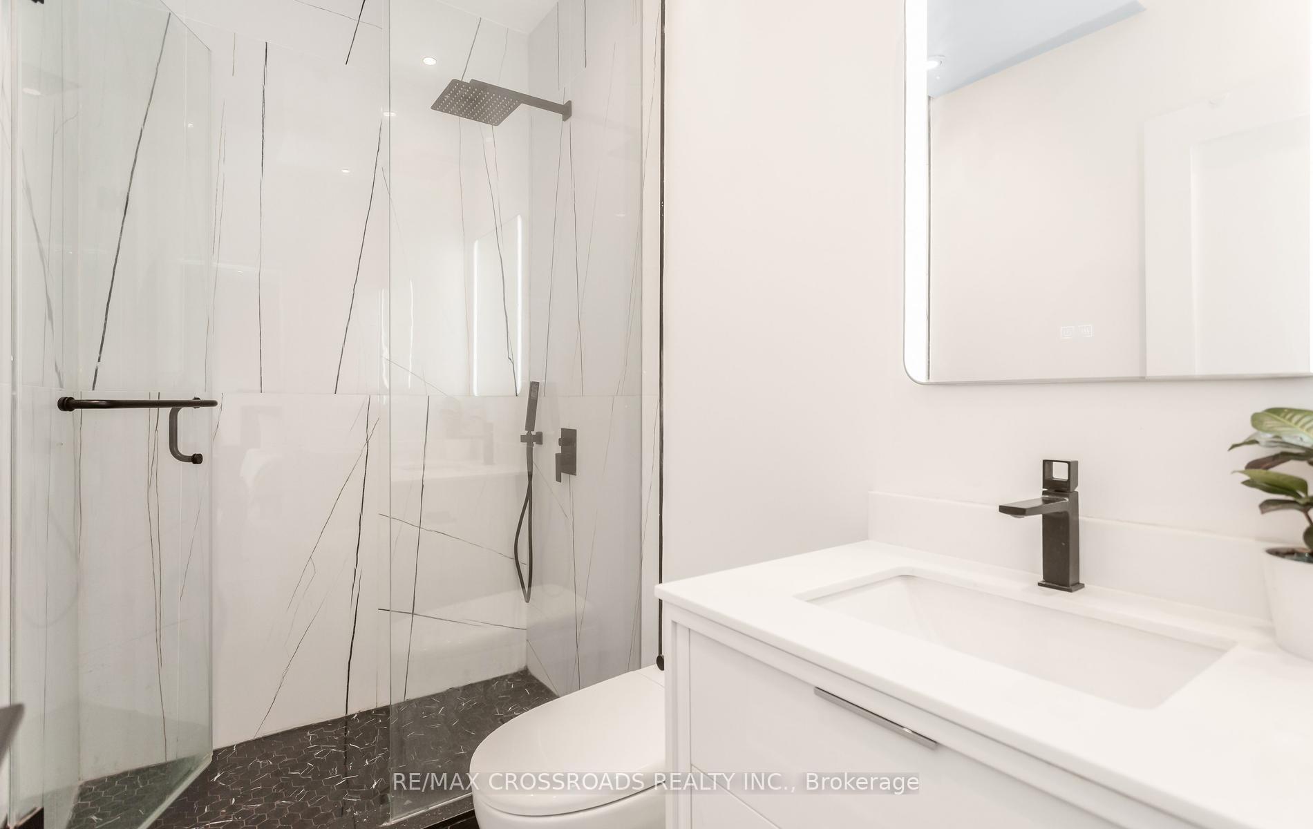 Photo 26 of 10 Hamstead Avenue, Toronto, Woodbine-Lumsden — HOMEH