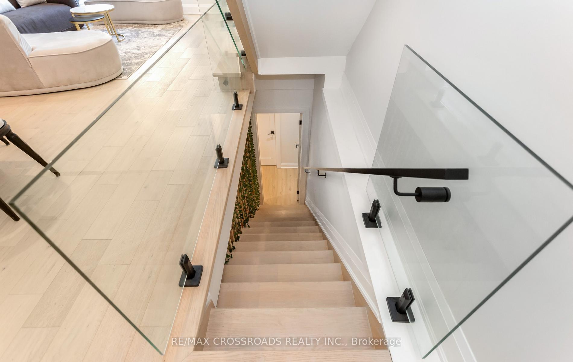 Photo 31 of 10 Hamstead Avenue, Toronto, Woodbine-Lumsden — HOMEH