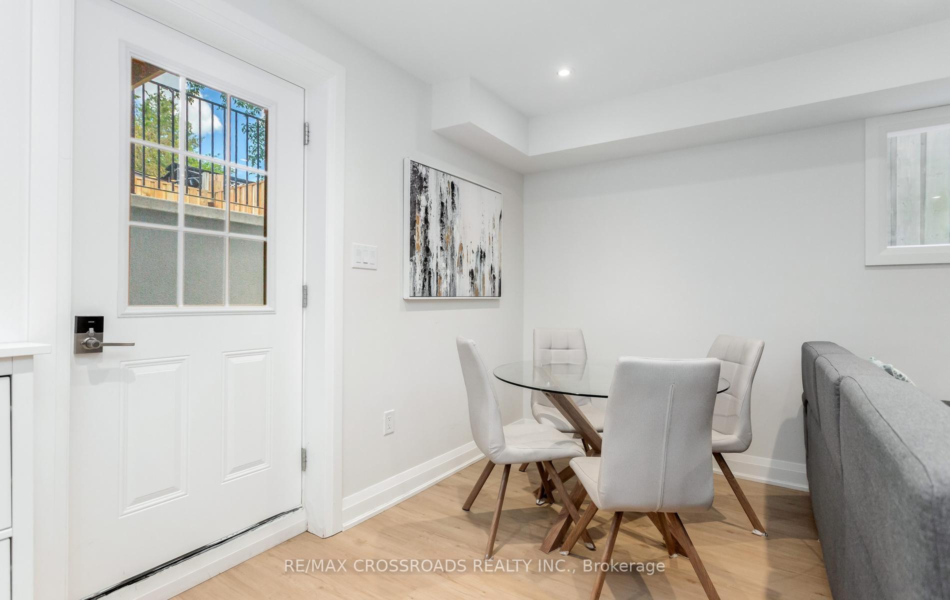 Photo 35 of 10 Hamstead Avenue, Toronto, Woodbine-Lumsden — HOMEH