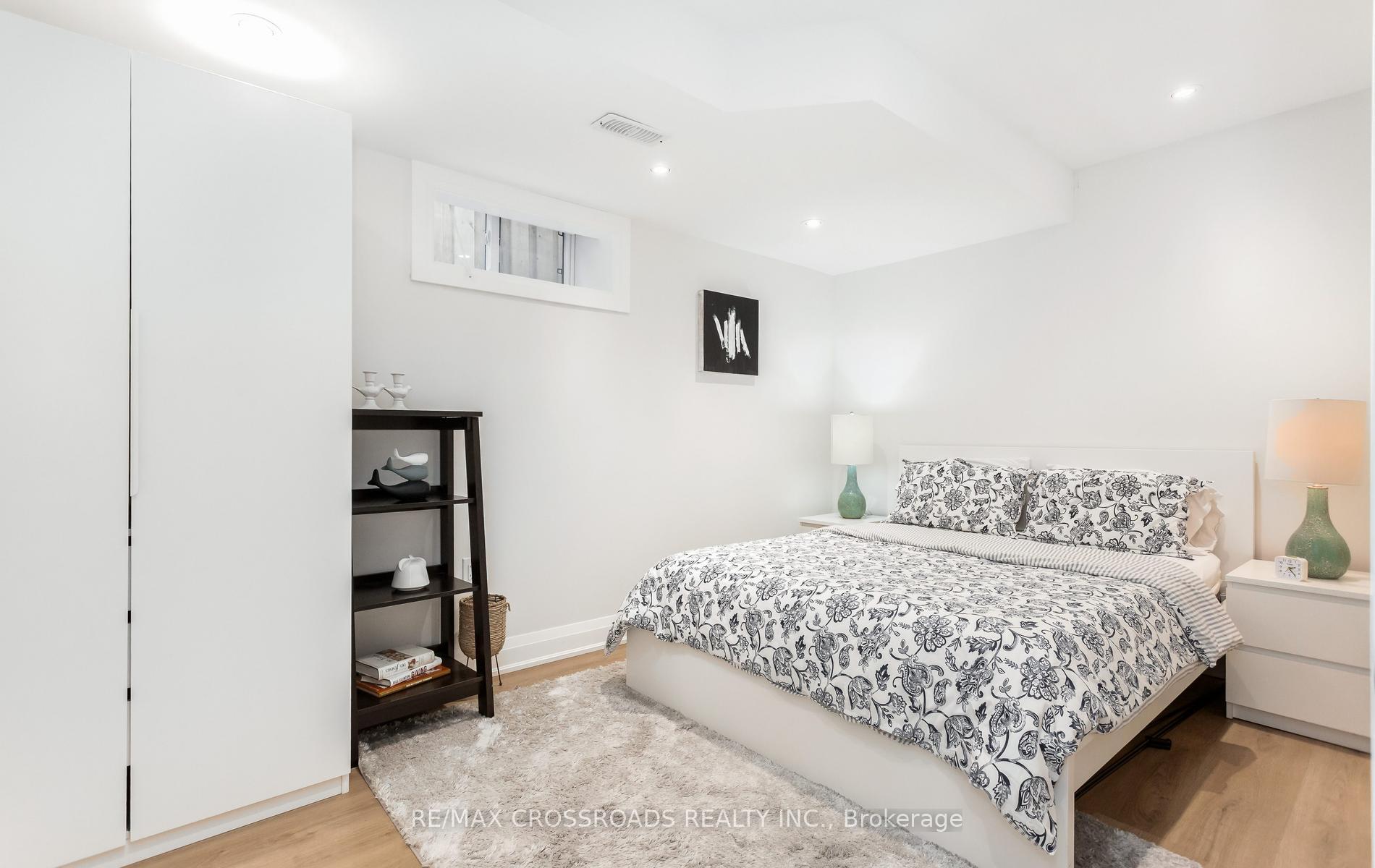 Photo 38 of 10 Hamstead Avenue, Toronto, Woodbine-Lumsden — HOMEH
