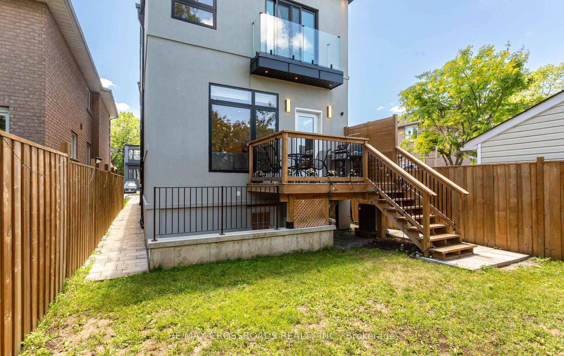 Photo 45 of 10 Hamstead Avenue, Toronto, Woodbine-Lumsden — HOMEH