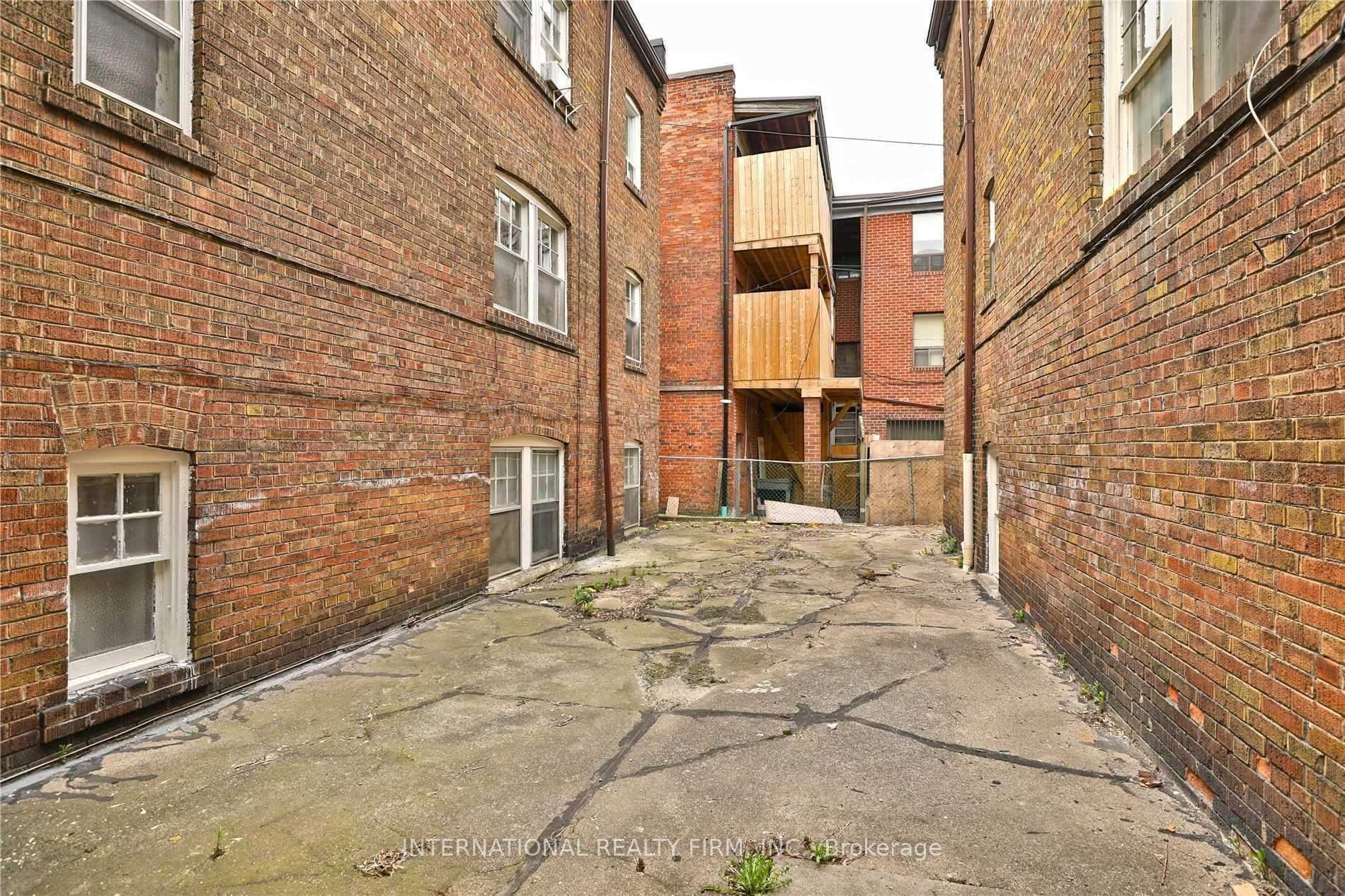Photo 19 of Unit 17, 1094 College Street, Toronto, Dufferin Grove — HOMEH