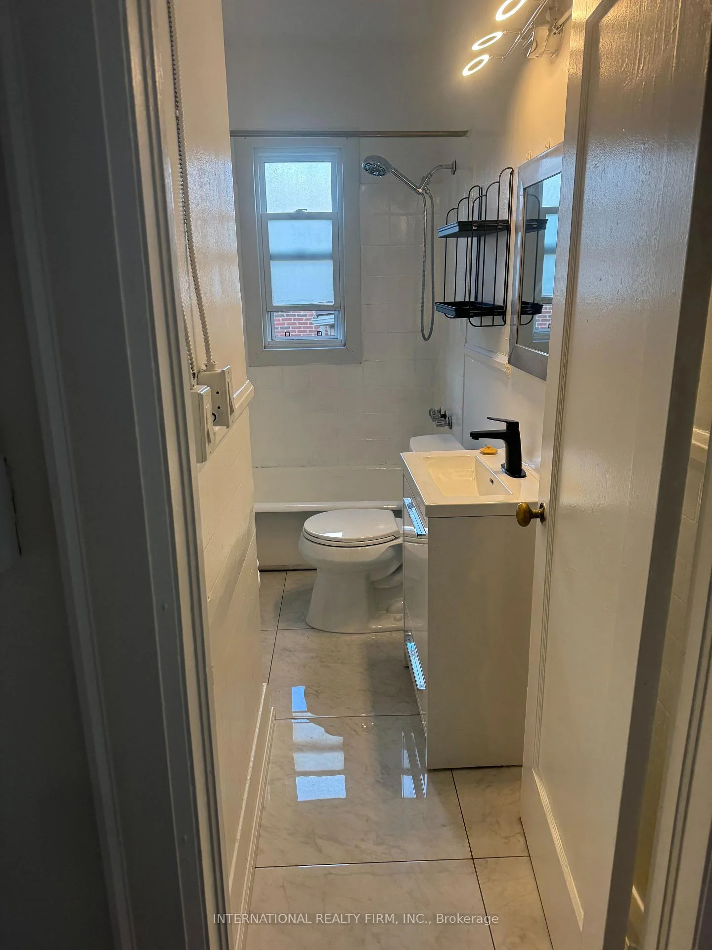 Photo 9 of Unit 17, 1094 College Street, Toronto, Dufferin Grove — HOMEH