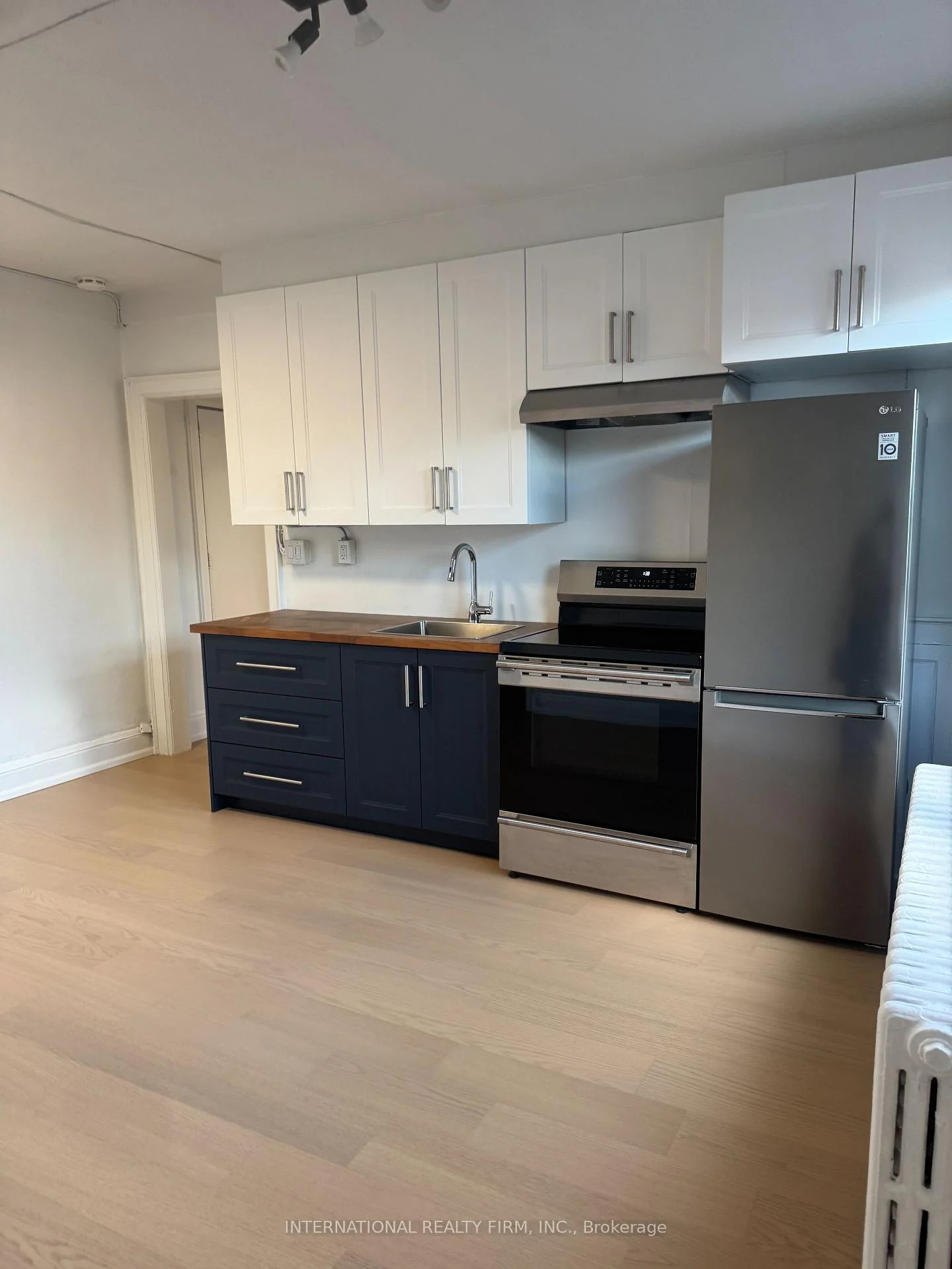 Photo 12 of Unit 17, 1094 College Street, Toronto, Dufferin Grove — HOMEH