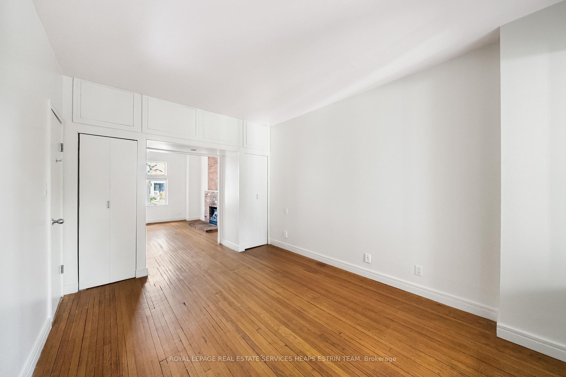 Photo 7 of 300 Woodbine Avenue, Toronto, The Beaches — HOMEH