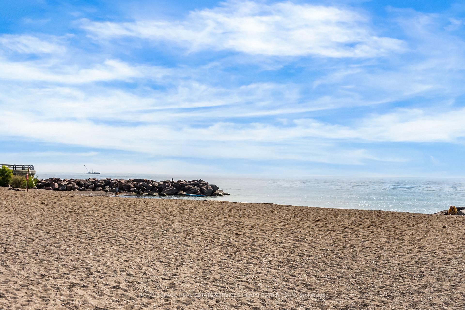 Photo 31 of 300 Woodbine Avenue, Toronto, The Beaches — HOMEH