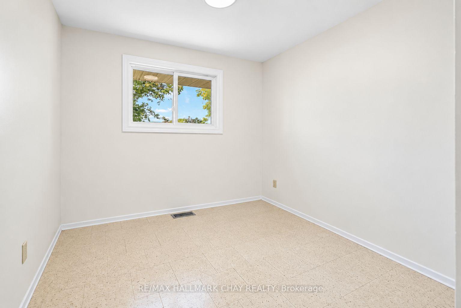 Photo 9 of 14 Heath Street, Barrie, Cundles East — HOMEH