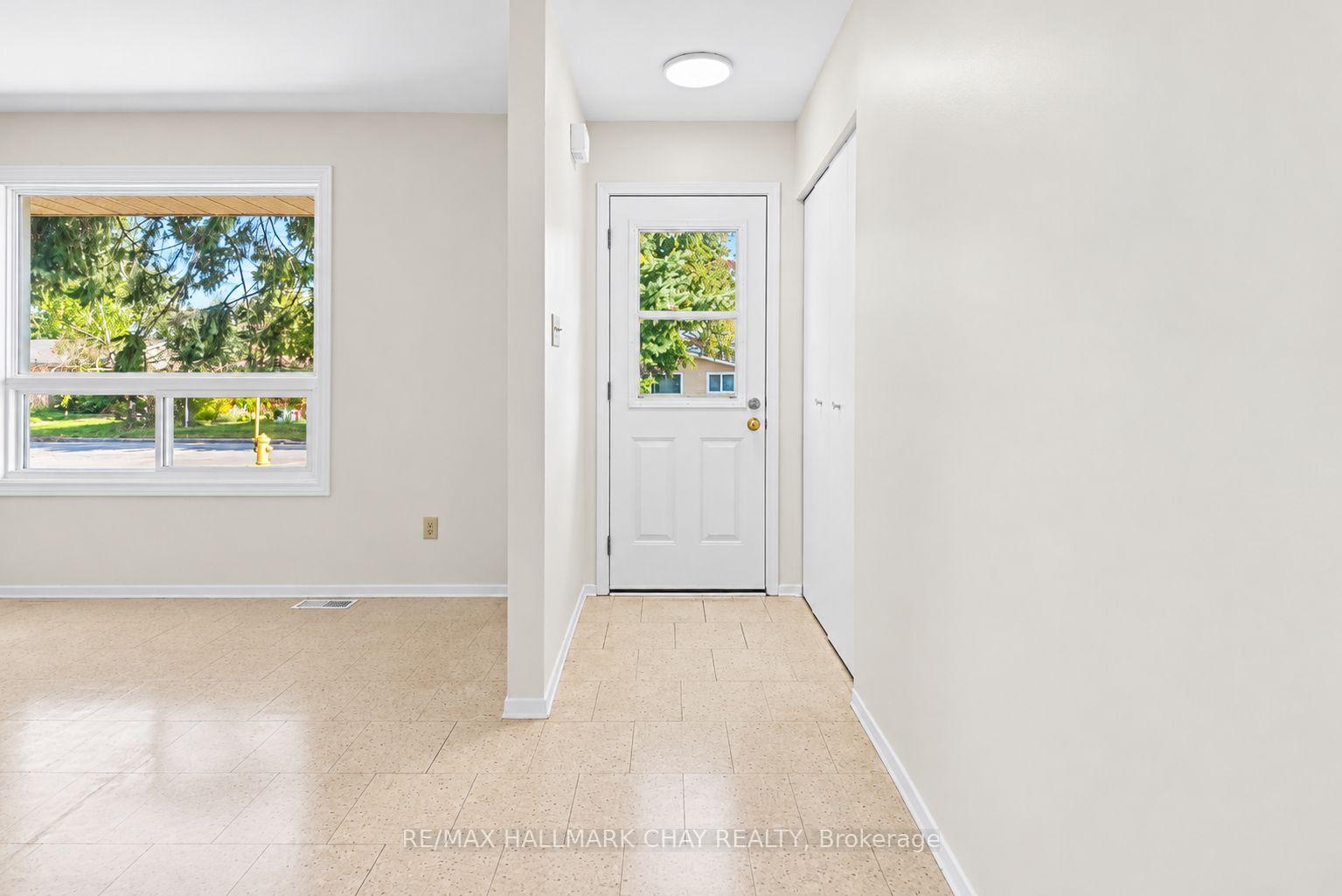 Photo 10 of 14 Heath Street, Barrie, Cundles East — HOMEH