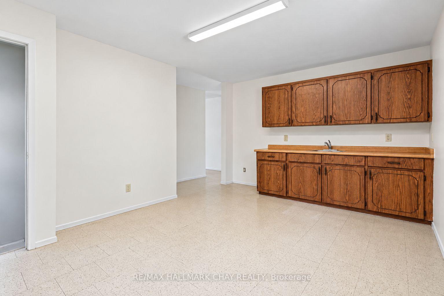 Photo 11 of 14 Heath Street, Barrie, Cundles East — HOMEH