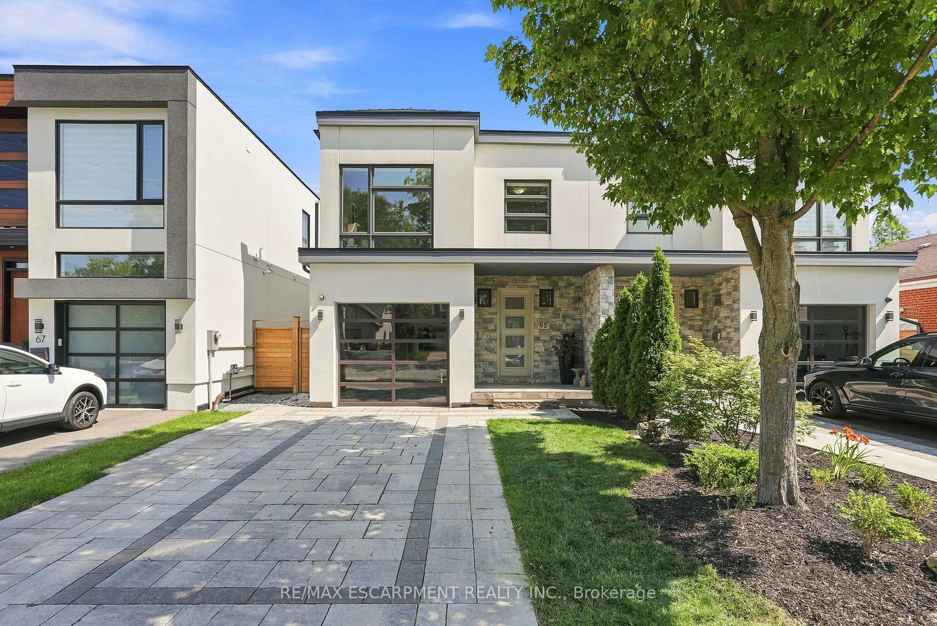 Photo 2 of 65 Forest Avenue, Mississauga, Port Credit — HOMEH