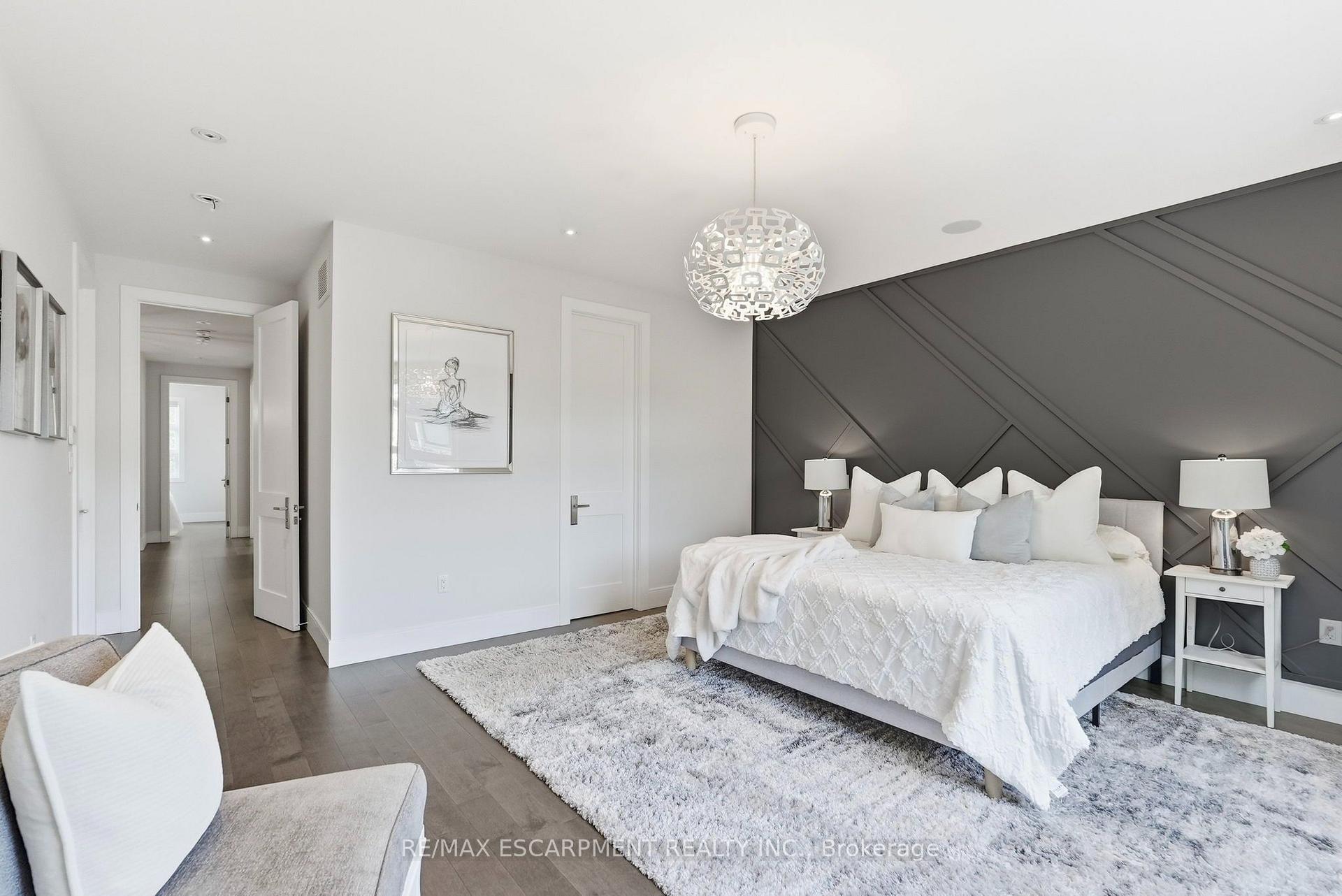 Photo 27 of 65 Forest Avenue, Mississauga, Port Credit — HOMEH