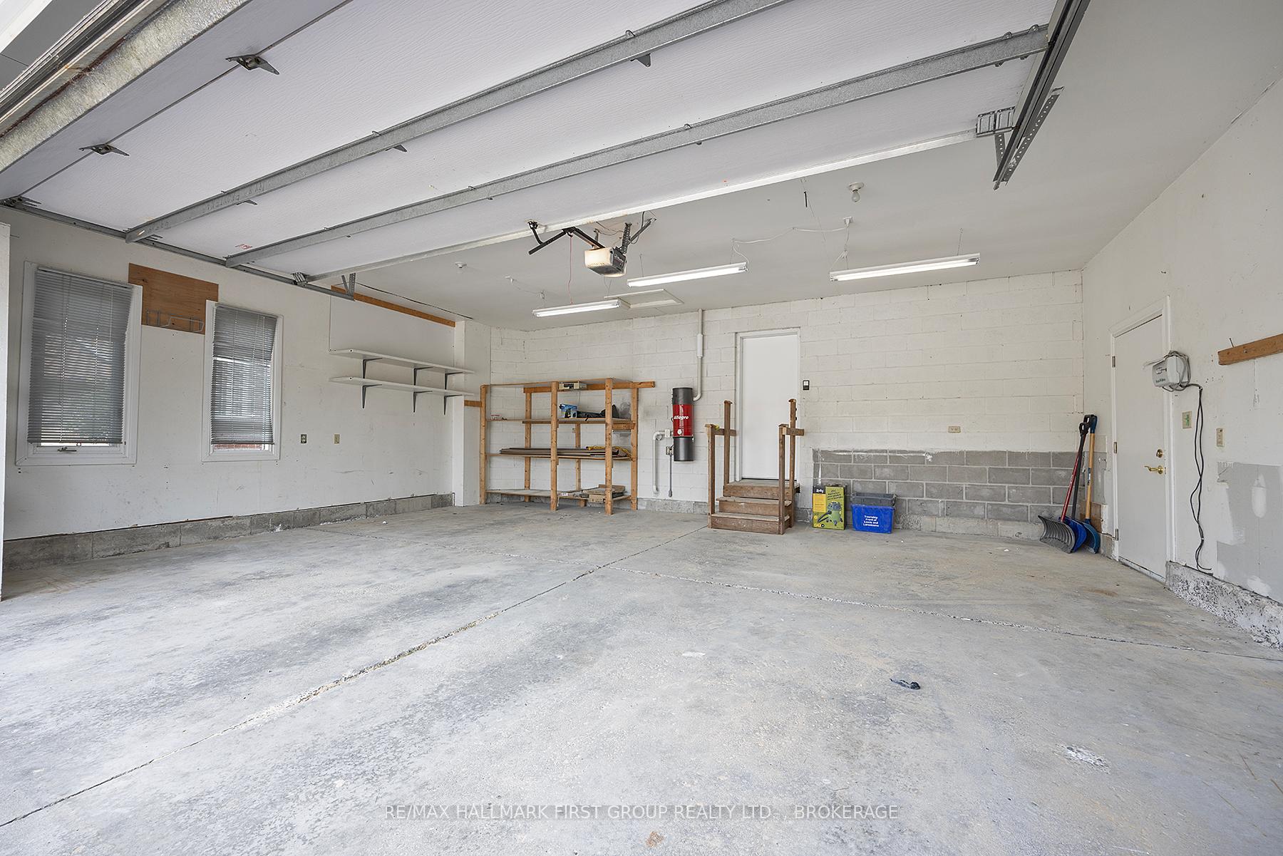 Photo 10 of 272 Friarhill Crescent, Kingston, East Gardiners Rd — HOMEH