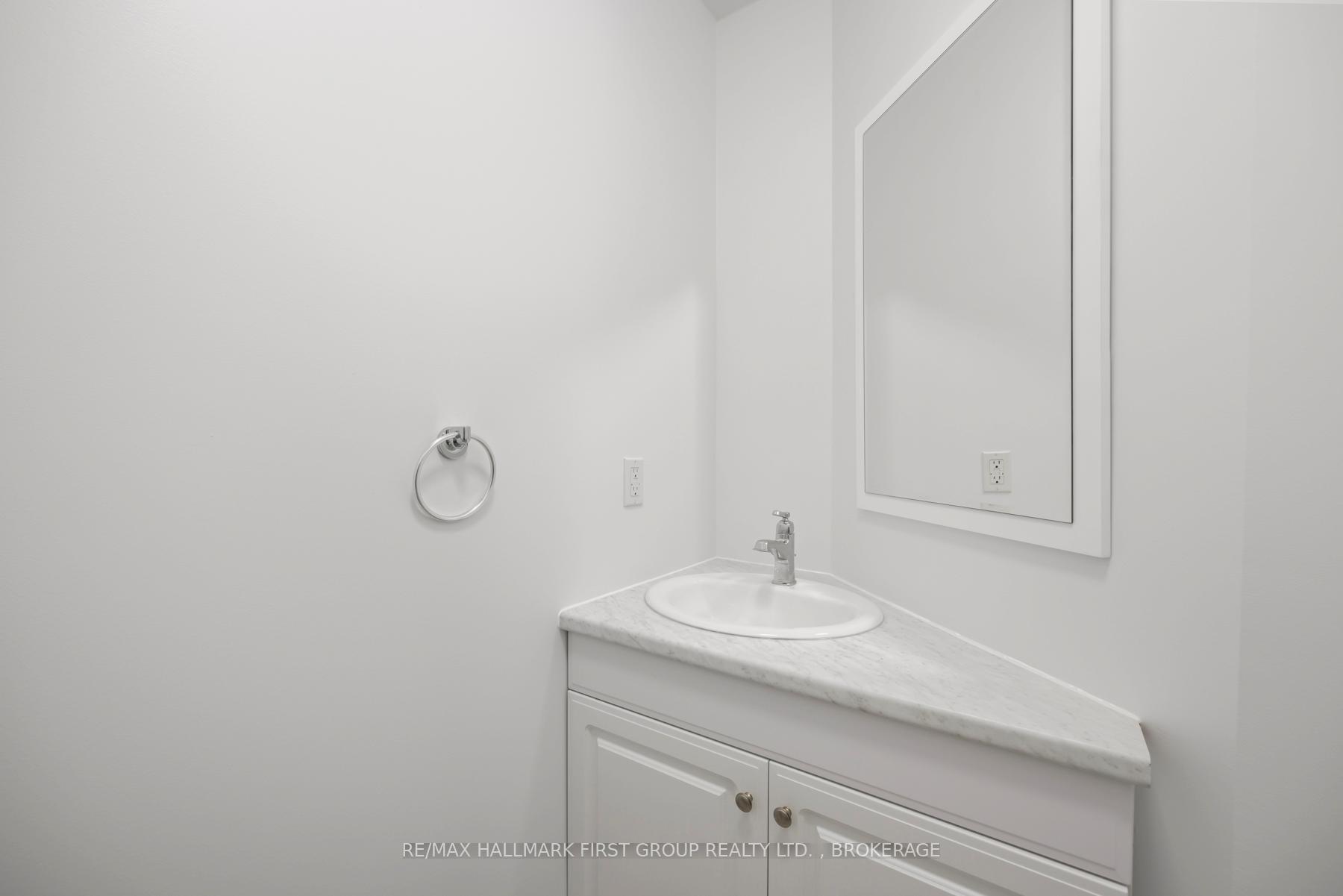 Photo 21 of 272 Friarhill Crescent, Kingston, East Gardiners Rd — HOMEH