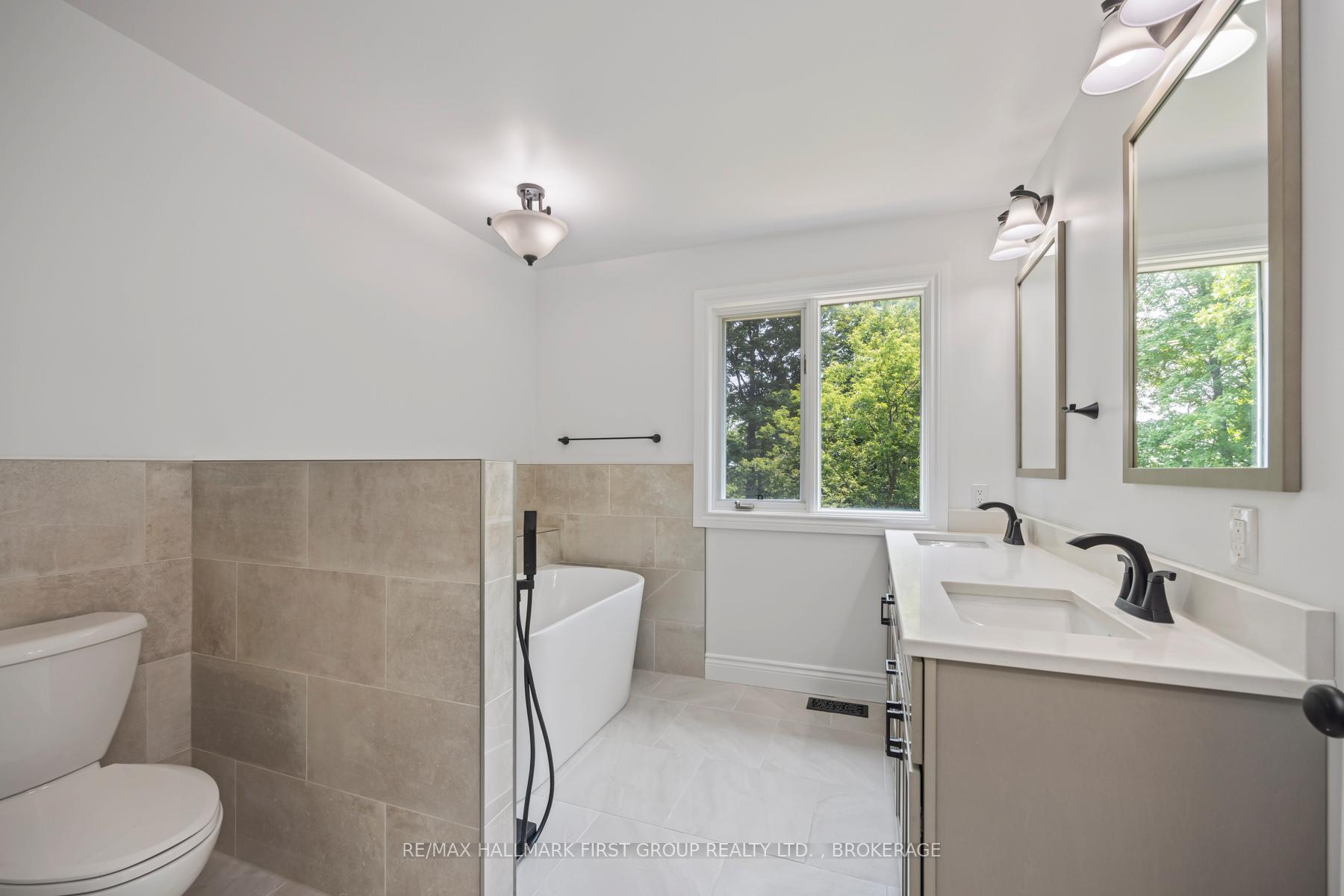 Photo 24 of 272 Friarhill Crescent, Kingston, East Gardiners Rd — HOMEH