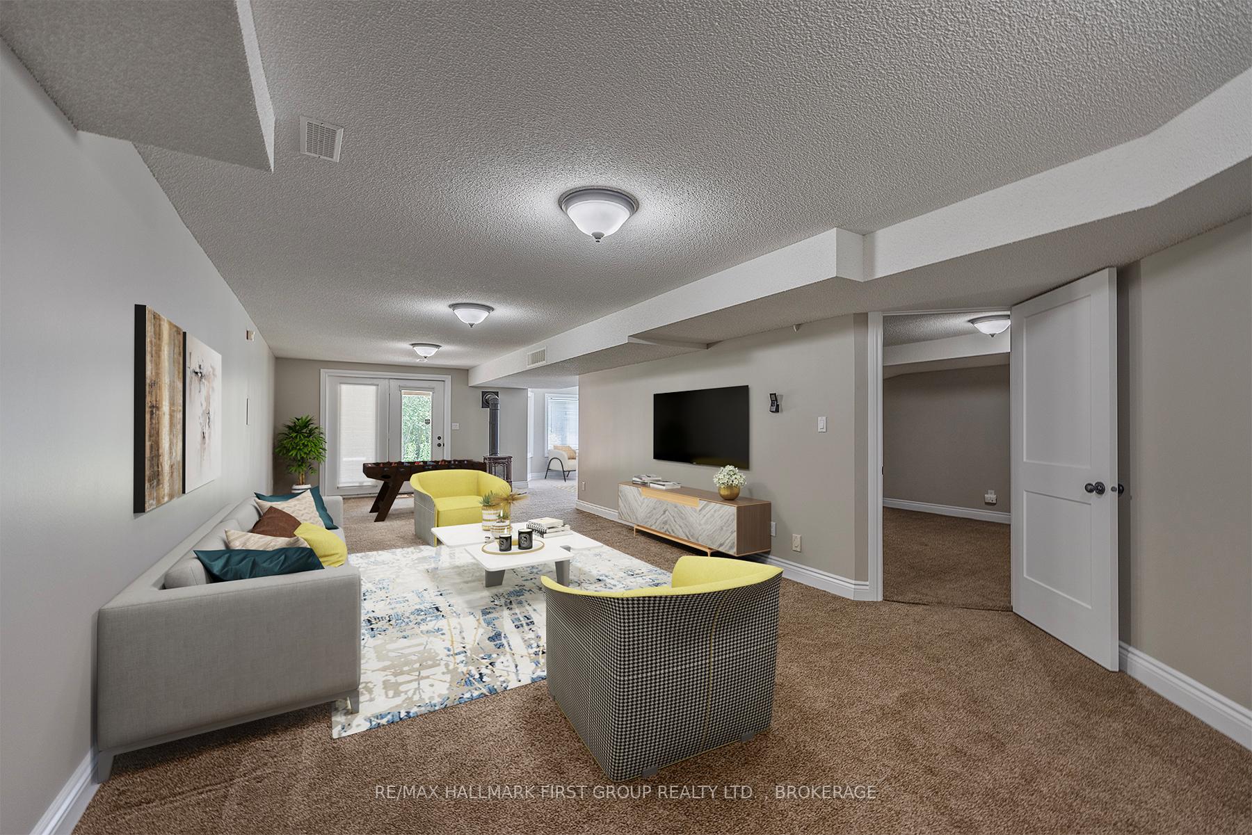 Photo 32 of 272 Friarhill Crescent, Kingston, East Gardiners Rd — HOMEH