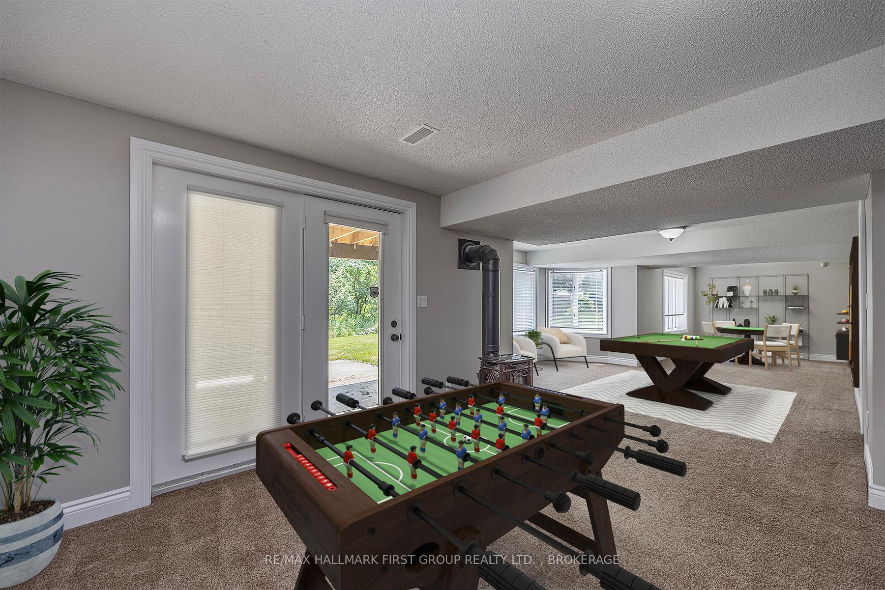 Photo 33 of 272 Friarhill Crescent, Kingston, East Gardiners Rd — HOMEH