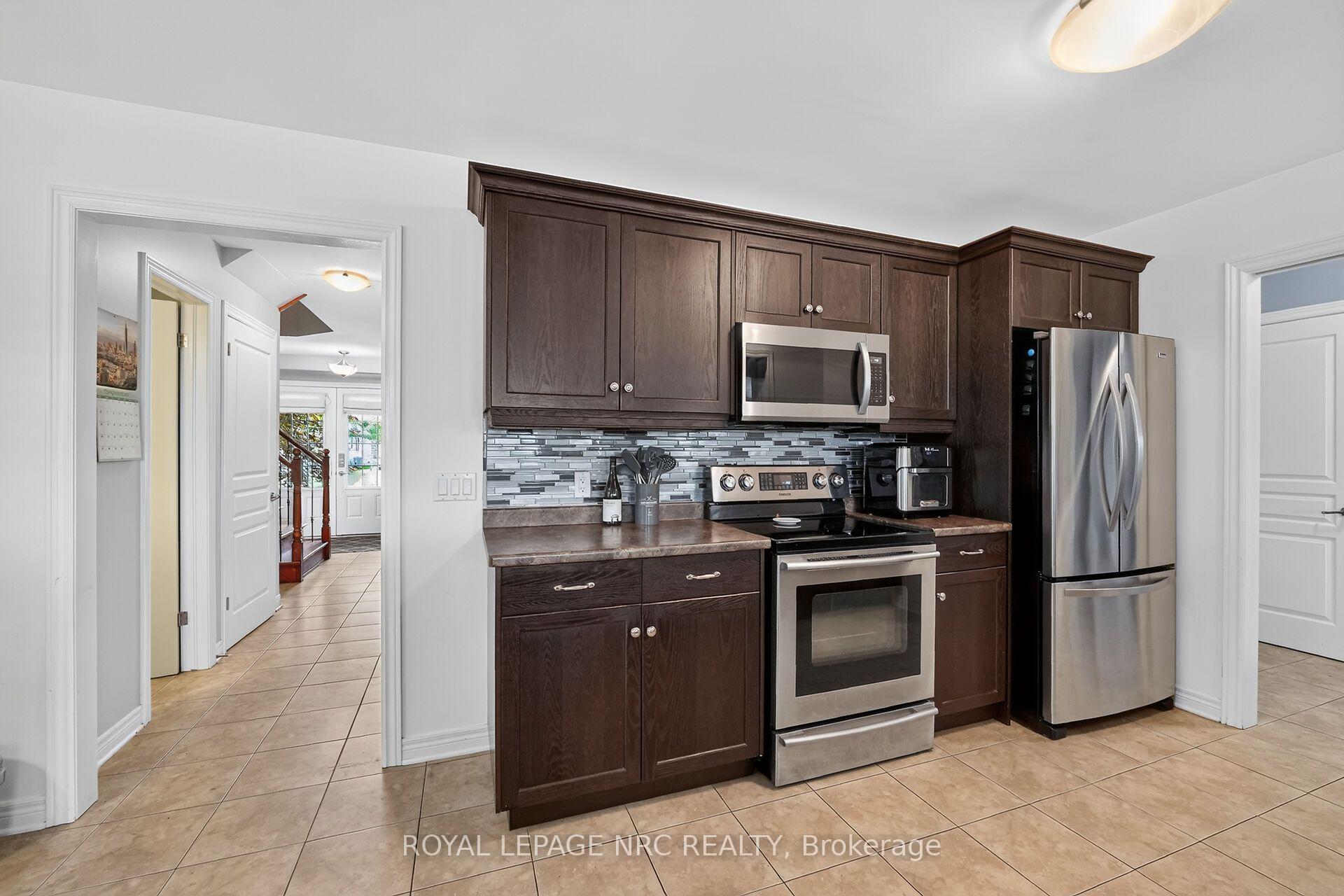 Photo 6 of 255 Empress Avenue, Welland, Lincoln/Crowland — HOMEH