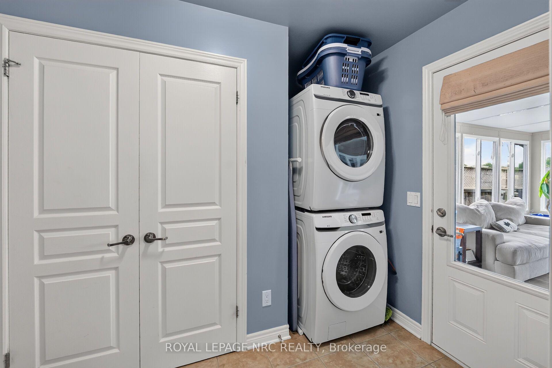 Photo 10 of 255 Empress Avenue, Welland, Lincoln/Crowland — HOMEH