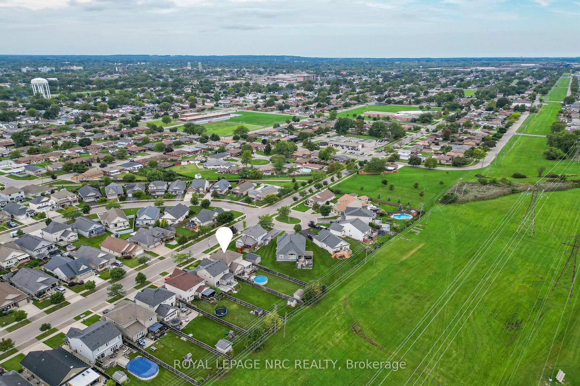 Photo 43 of 255 Empress Avenue, Welland, Lincoln/Crowland — HOMEH