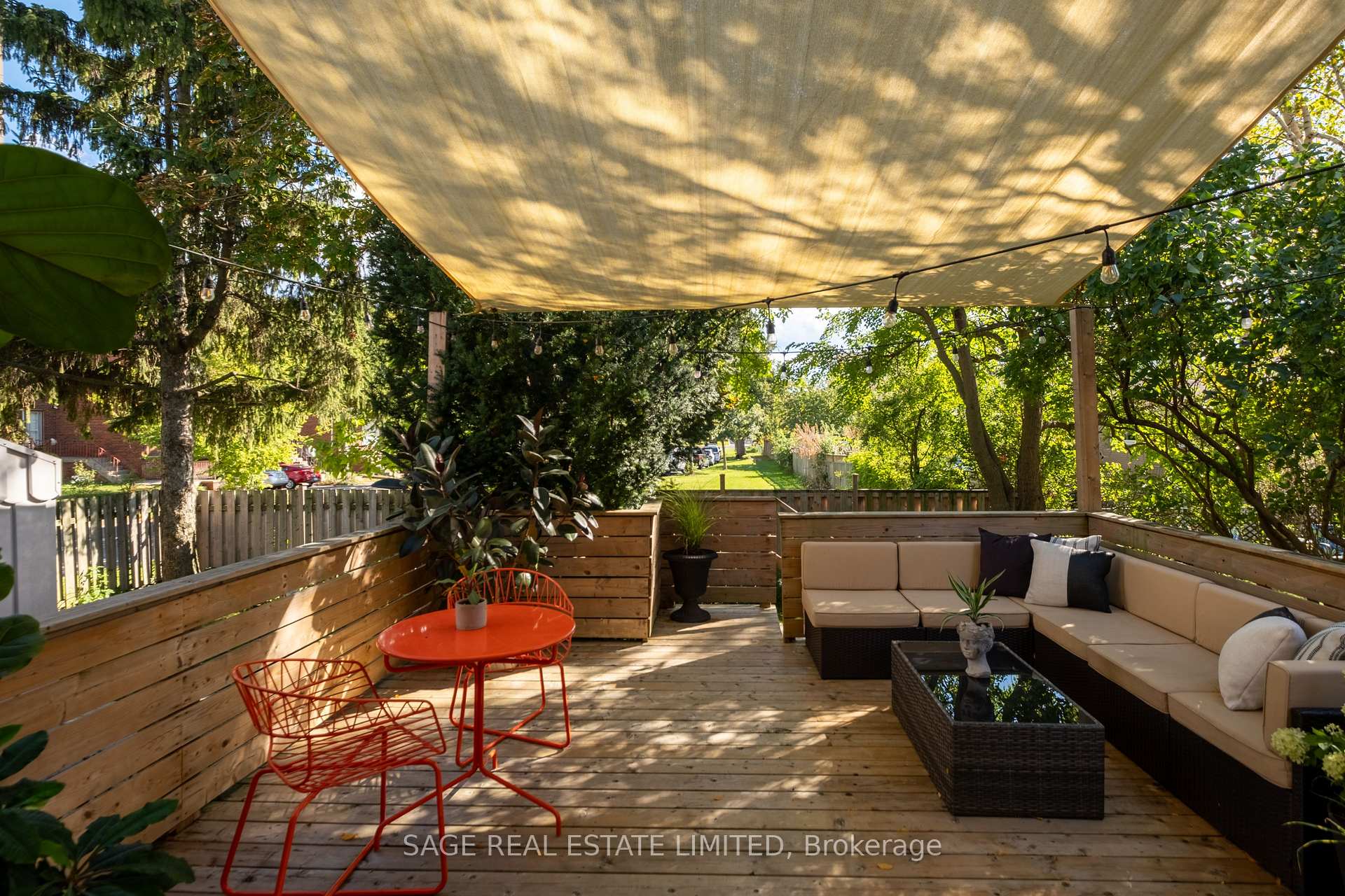 Photo 9 of 35 Chapman Avenue, Toronto, O'Connor-Parkview — HOMEH