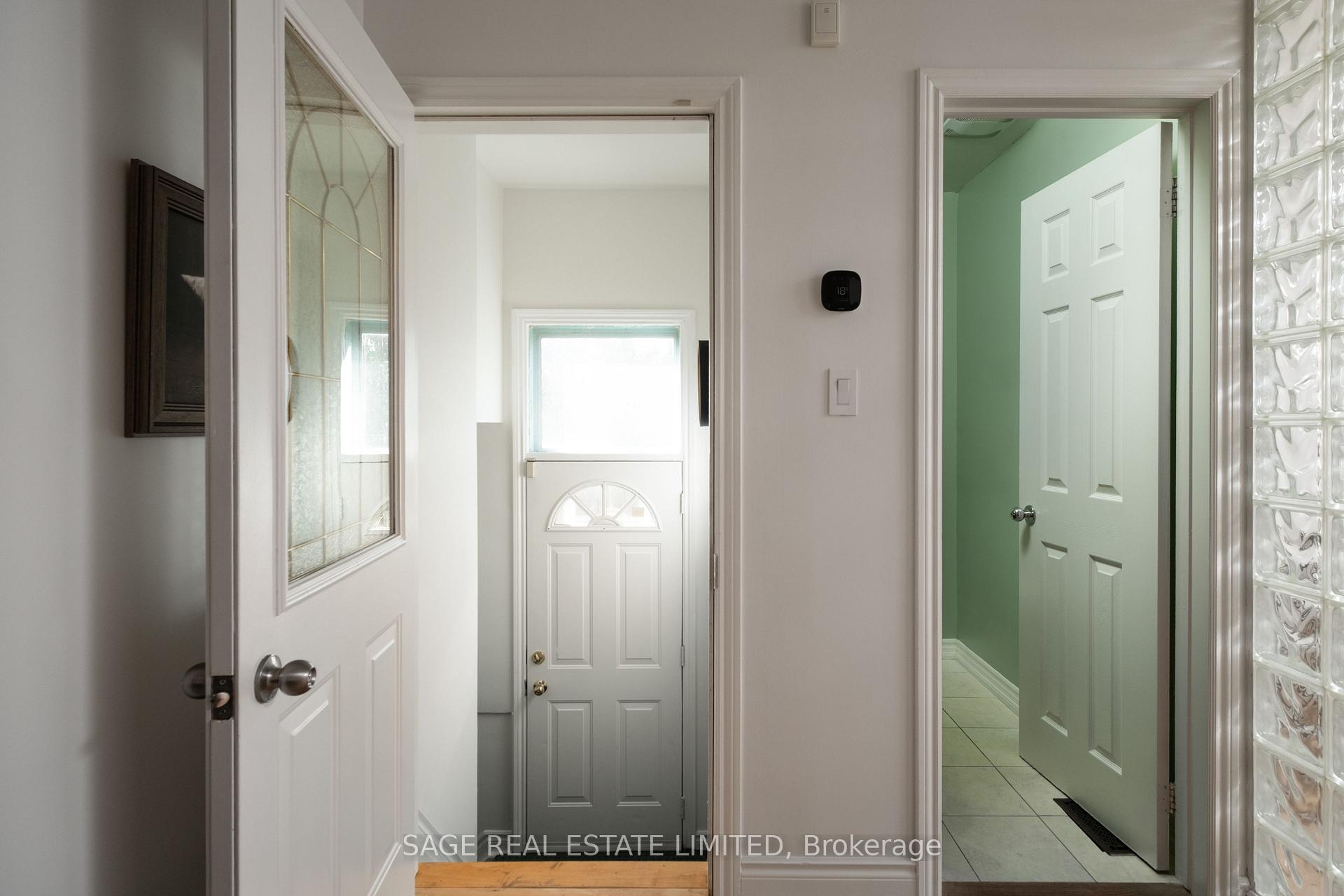 Photo 22 of 35 Chapman Avenue, Toronto, O'Connor-Parkview — HOMEH