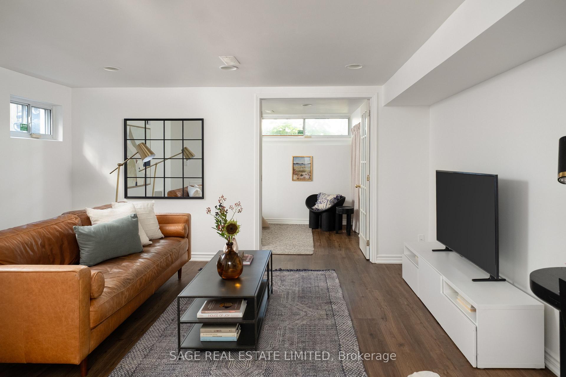 Photo 34 of 35 Chapman Avenue, Toronto, O'Connor-Parkview — HOMEH