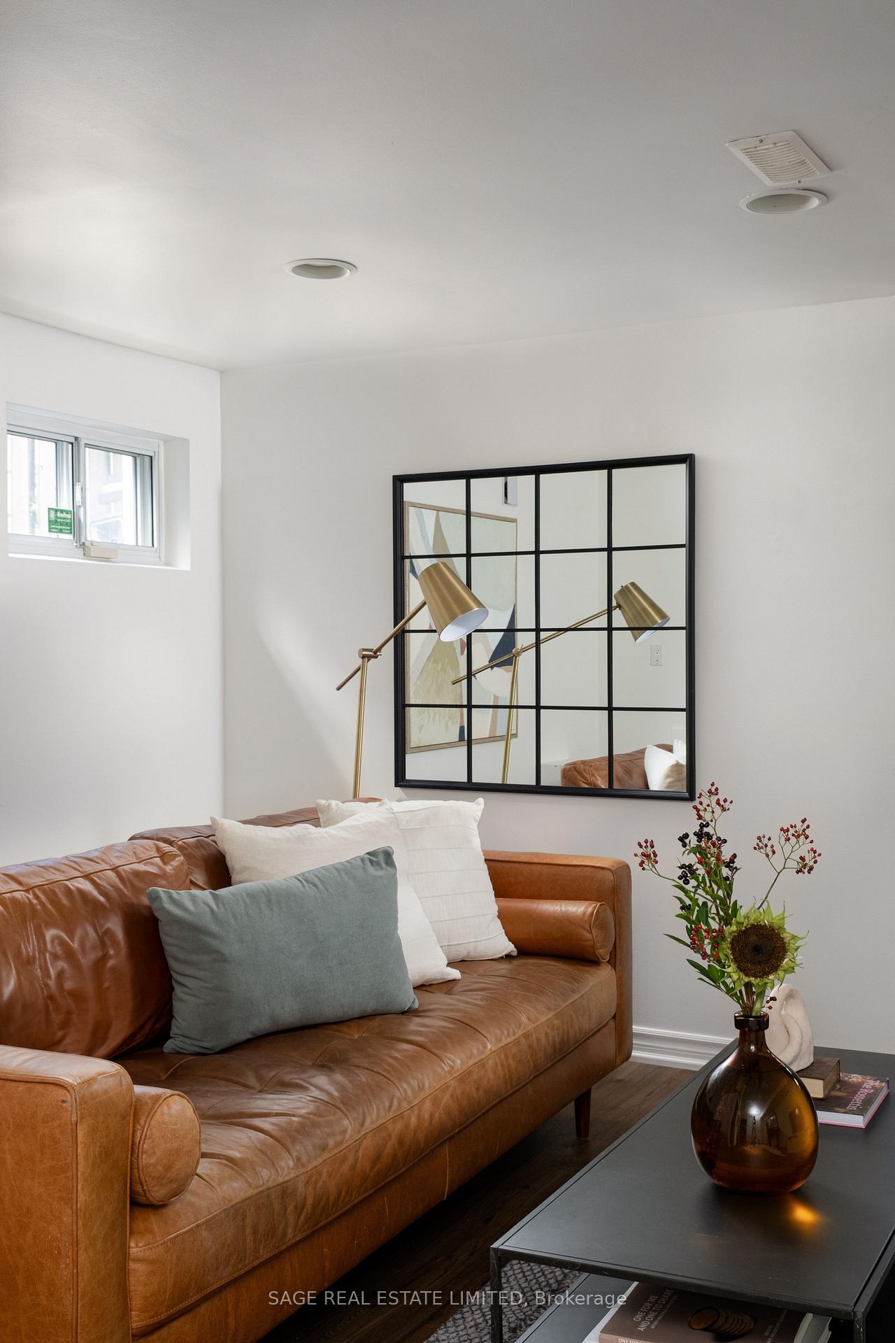 Photo 36 of 35 Chapman Avenue, Toronto, O'Connor-Parkview — HOMEH