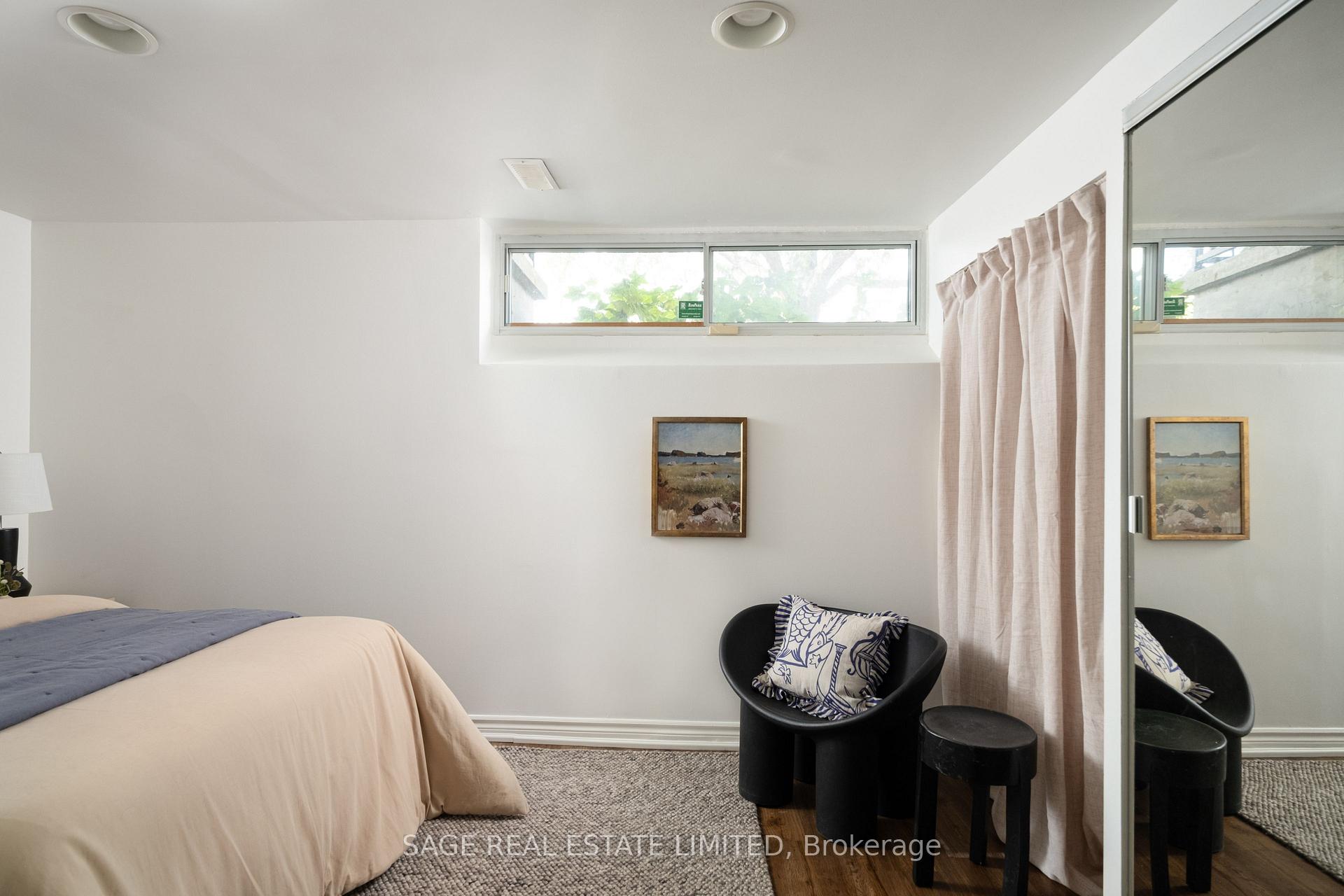 Photo 39 of 35 Chapman Avenue, Toronto, O'Connor-Parkview — HOMEH