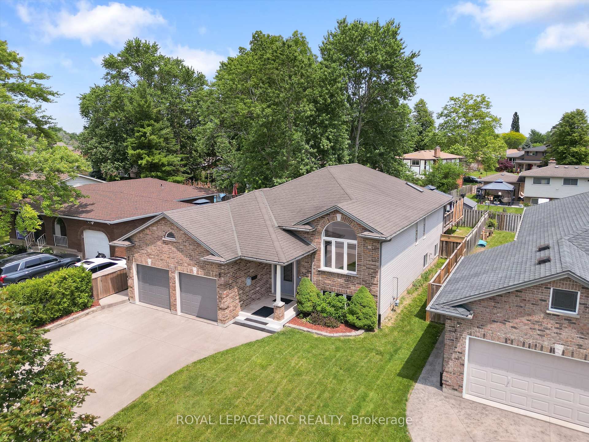 Photo of 346 Clare Avenue