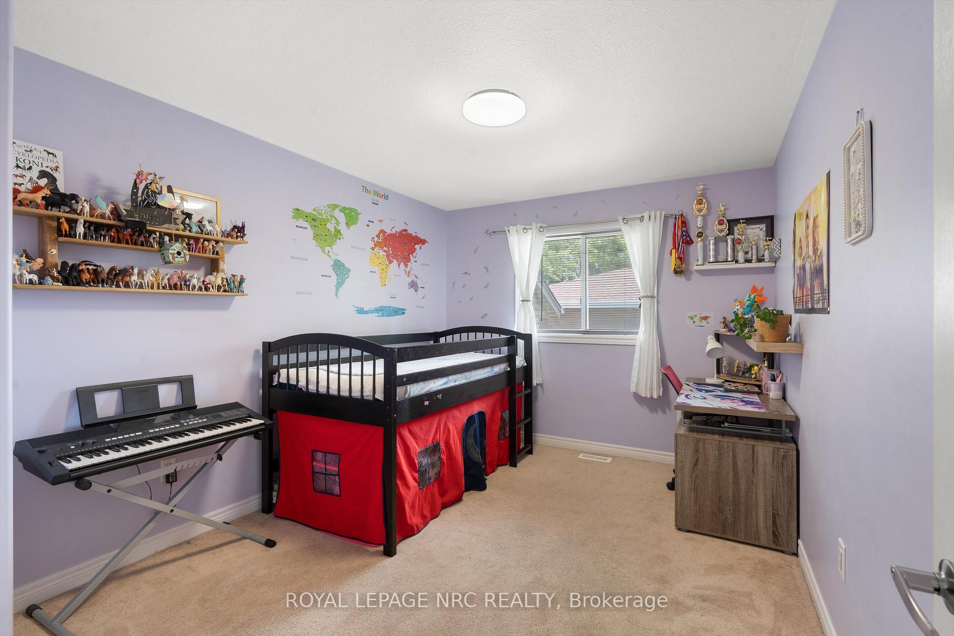 Photo 14 of 346 Clare Avenue, Welland, Prince Charles — HOMEH