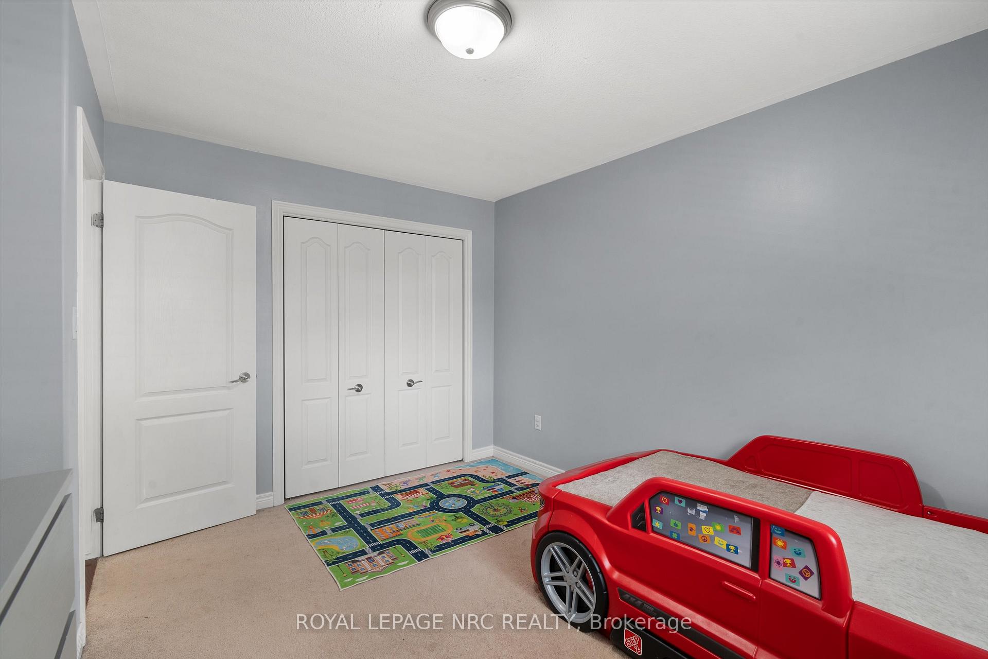 Photo 19 of 346 Clare Avenue, Welland, Prince Charles — HOMEH