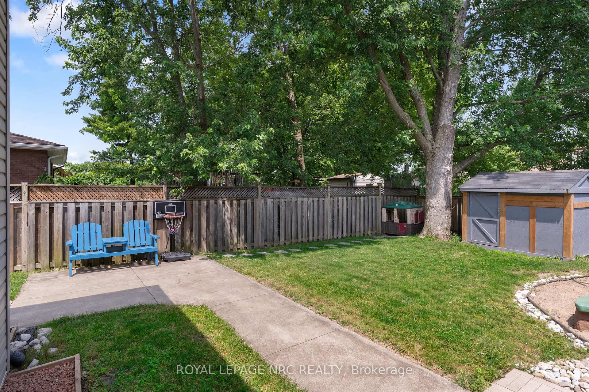 Photo 34 of 346 Clare Avenue, Welland, Prince Charles — HOMEH