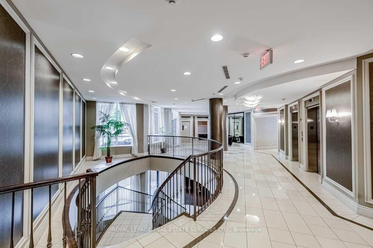 Photo 3 of Unit 219, 25 Earlington Avenue, Etobicoke, Kingsway South — HOMEH
