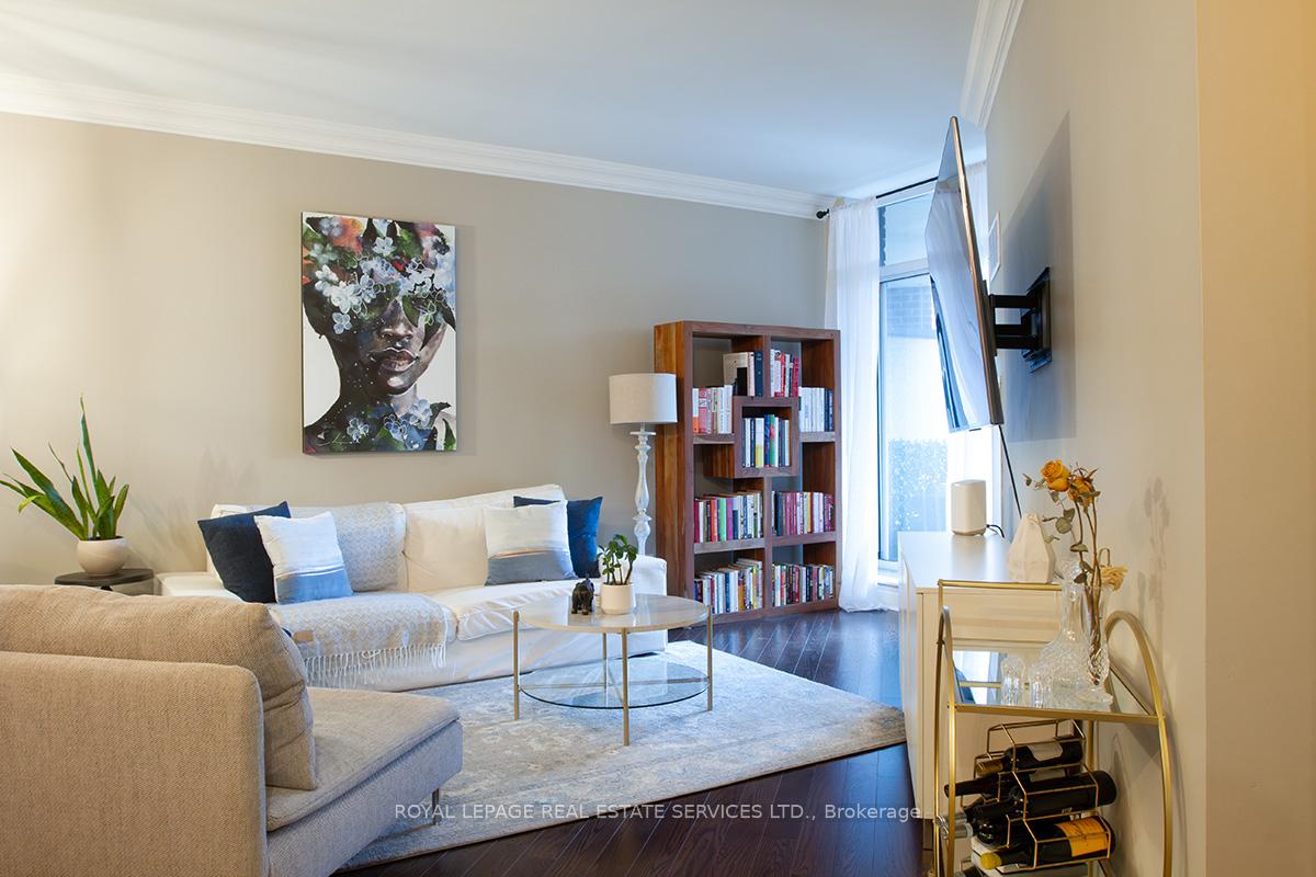 Photo 6 of Unit 219, 25 Earlington Avenue, Etobicoke, Kingsway South — HOMEH
