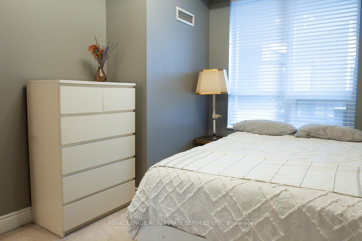 Photo 10 of Unit 219, 25 Earlington Avenue, Etobicoke, Kingsway South — HOMEH