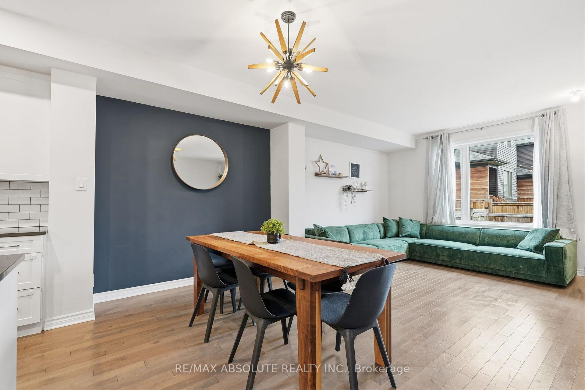 Photo 10 of 239 Tim Sheehan Place, Ottawa, Kanata - Emerald Meadows/Trailwest — HOMEH