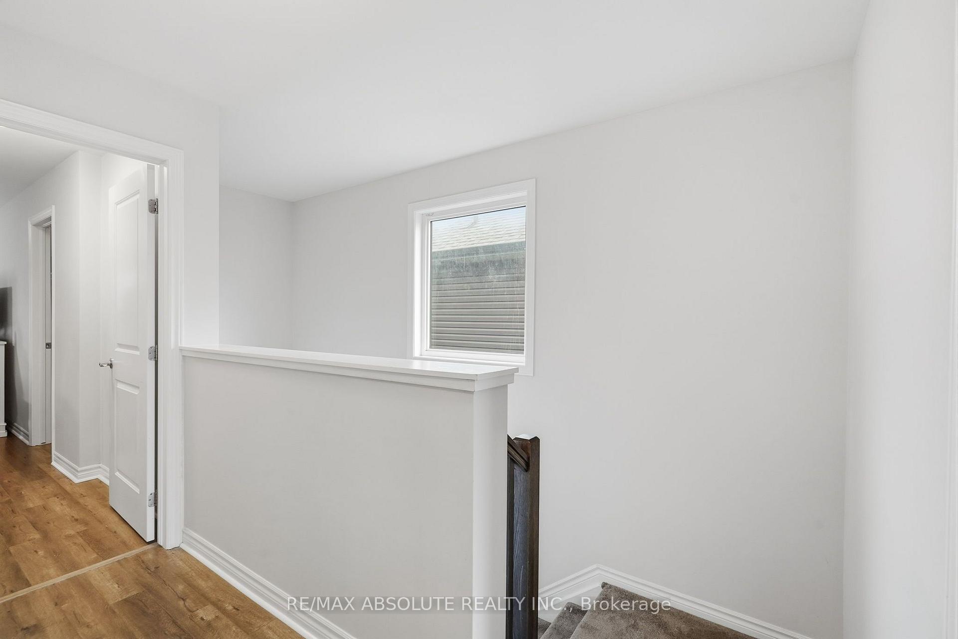 Photo 19 of 239 Tim Sheehan Place, Ottawa, Kanata - Emerald Meadows/Trailwest — HOMEH
