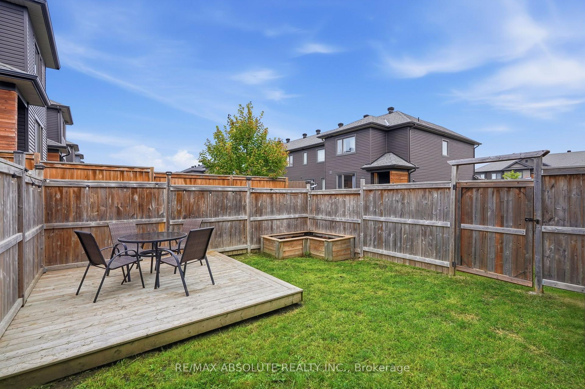 Photo 33 of 239 Tim Sheehan Place, Ottawa, Kanata - Emerald Meadows/Trailwest — HOMEH