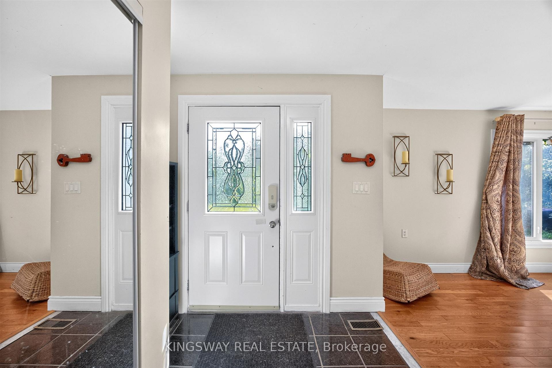 Photo 7 of 3934 Lakeview Road, Innisfil, Rural Innisfil — HOMEH