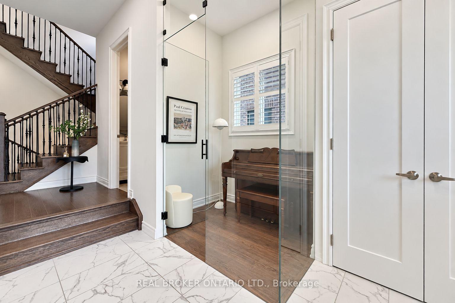 Photo 6 of 153 Prairie Rose Drive, Richmond Hill, Rural Richmond Hill — HOMEH