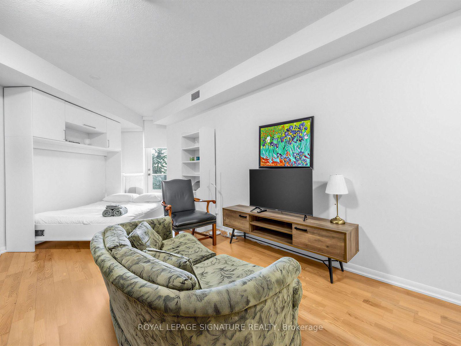 Photo 3 of Unit 358, 209 Fort York Boulevard, Toronto, Niagara — HOMEH