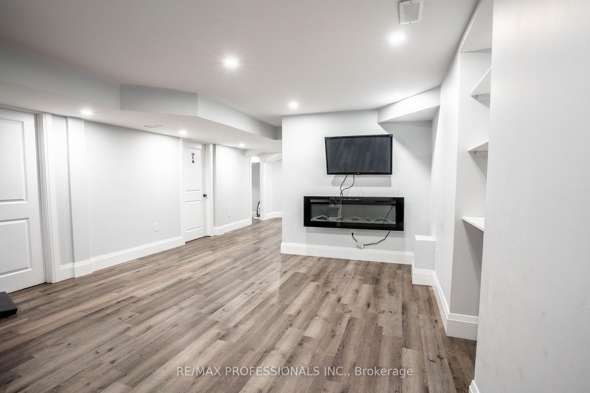 Photo 2 of Unit Lower, 129 Hutchinson Drive, New Tecumseth, Alliston — HOMEH