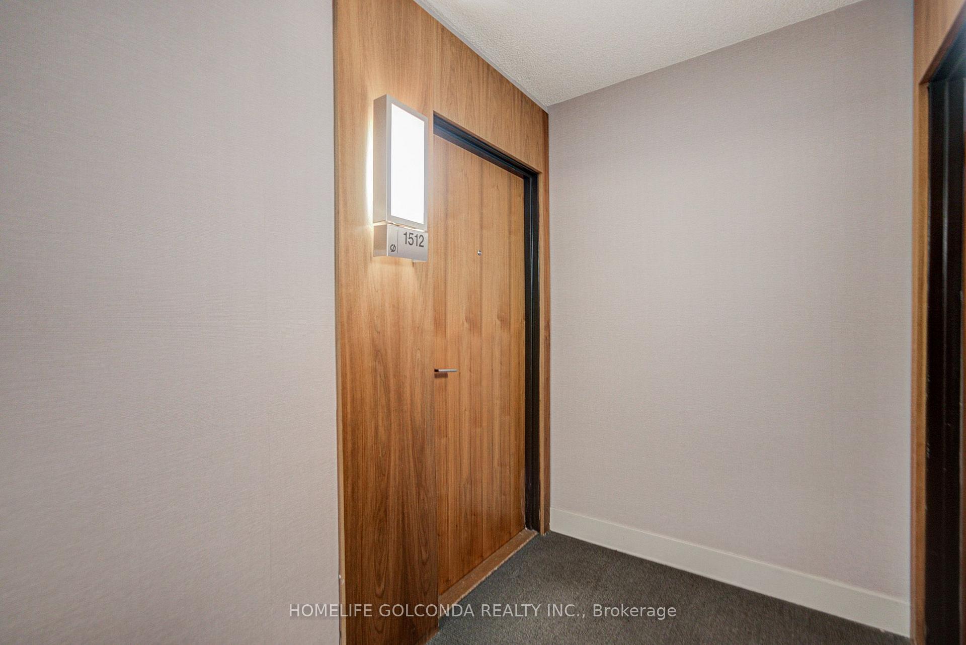 Photo 4 of Unit 1512, 85 Queens Wharf Road, Toronto, Waterfront Communities — HOMEH