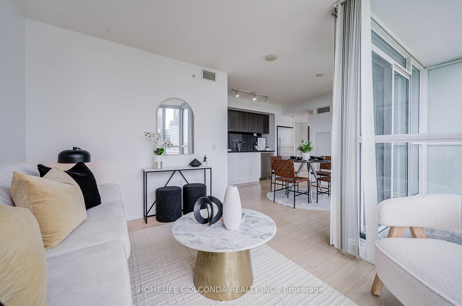 Photo 15 of Unit 1512, 85 Queens Wharf Road, Toronto, Waterfront Communities — HOMEH