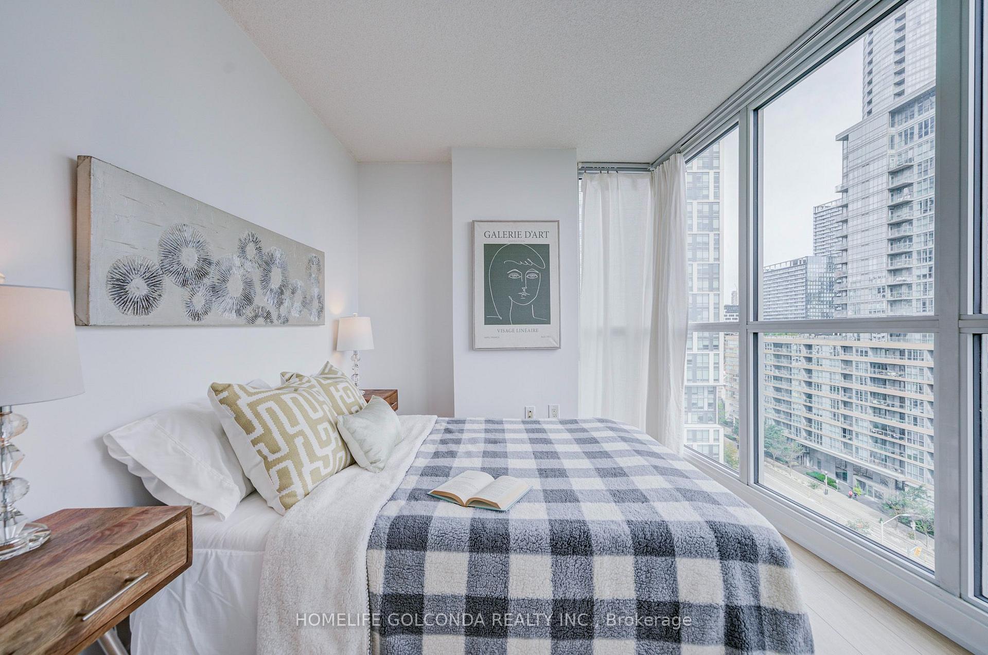 Photo 19 of Unit 1512, 85 Queens Wharf Road, Toronto, Waterfront Communities — HOMEH