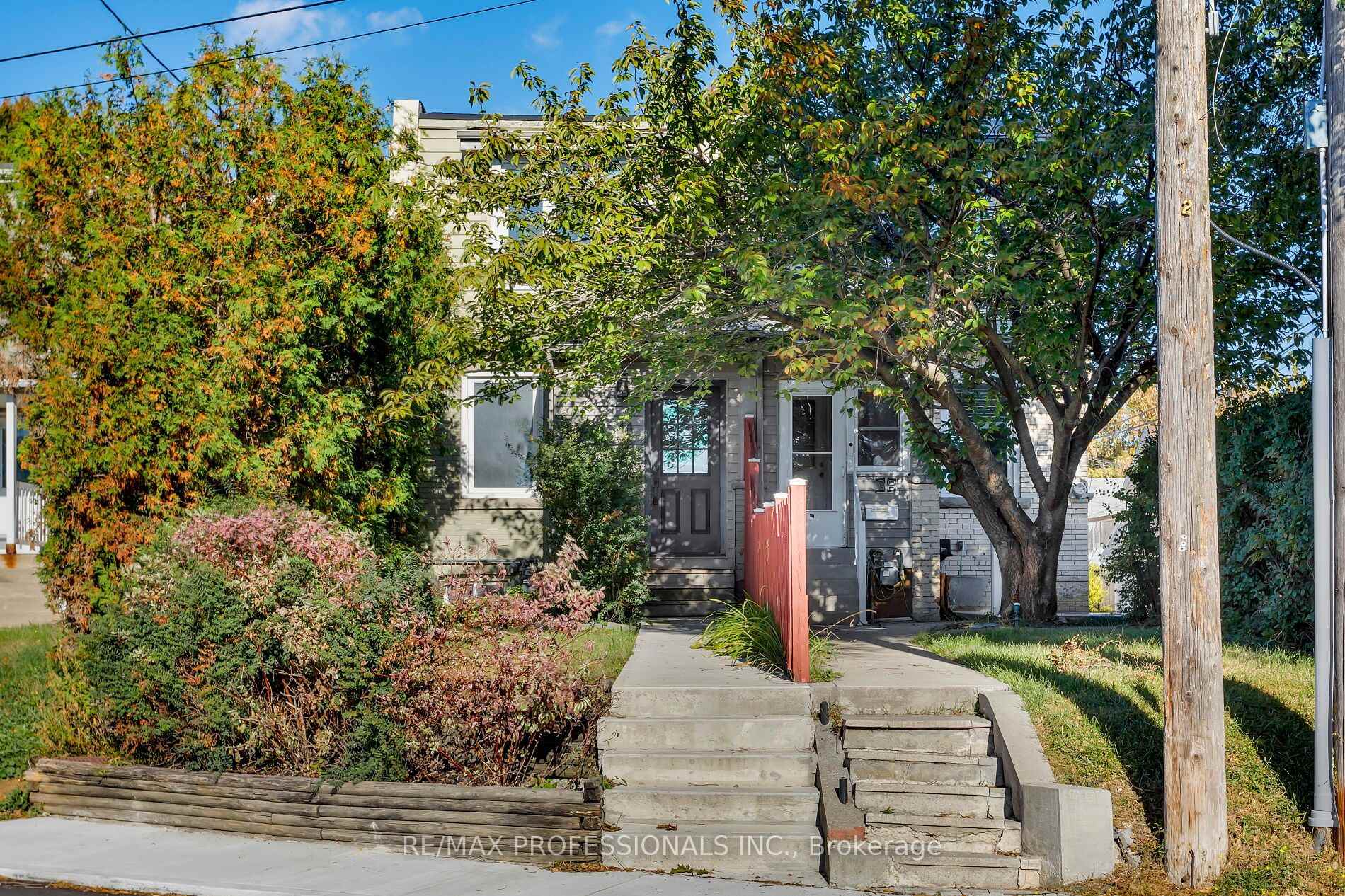 Photo 2 of 44 McCormack Street, Toronto, Rockcliffe-Smythe — HOMEH