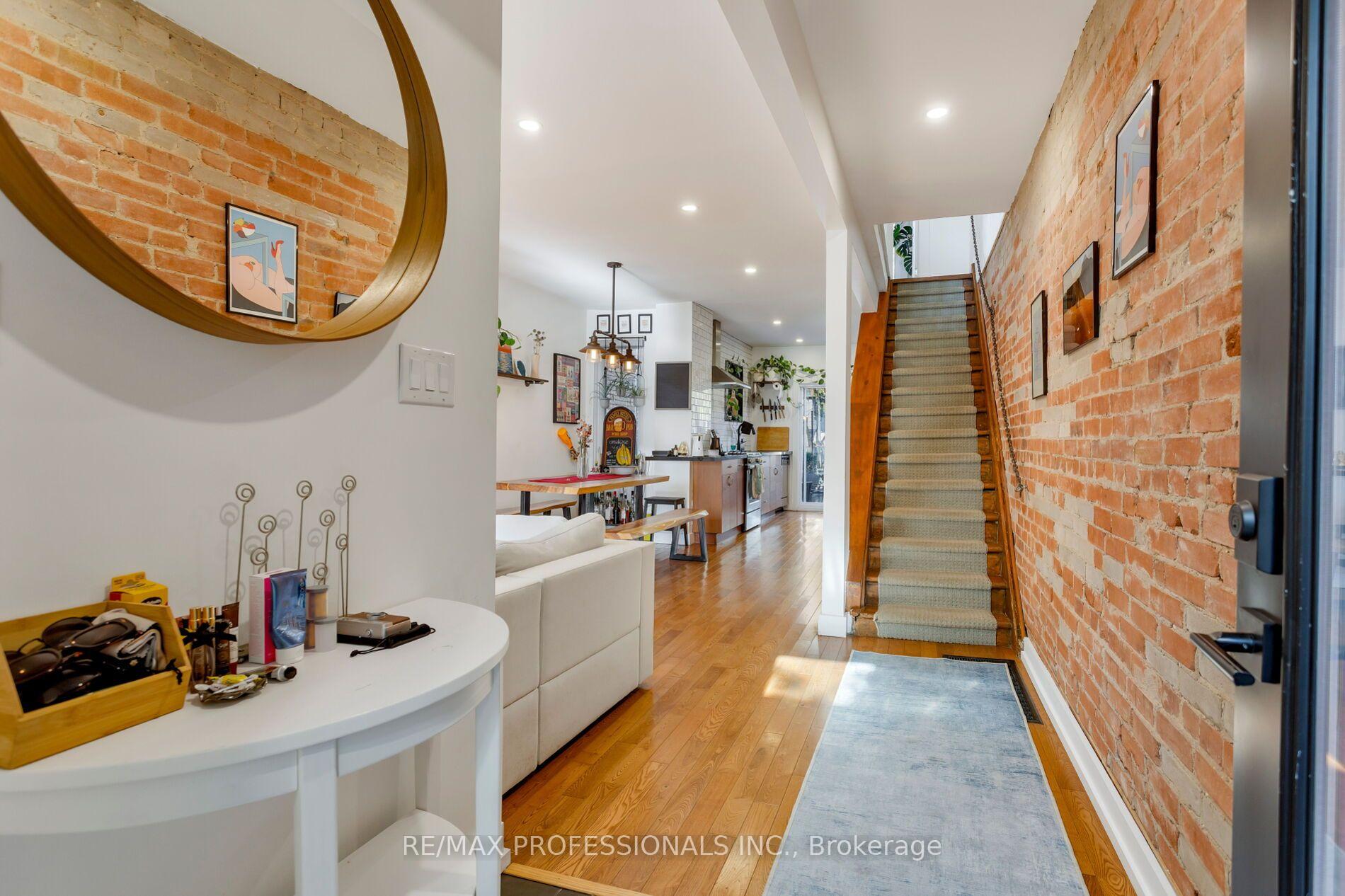 Photo 7 of 44 McCormack Street, Toronto, Rockcliffe-Smythe — HOMEH