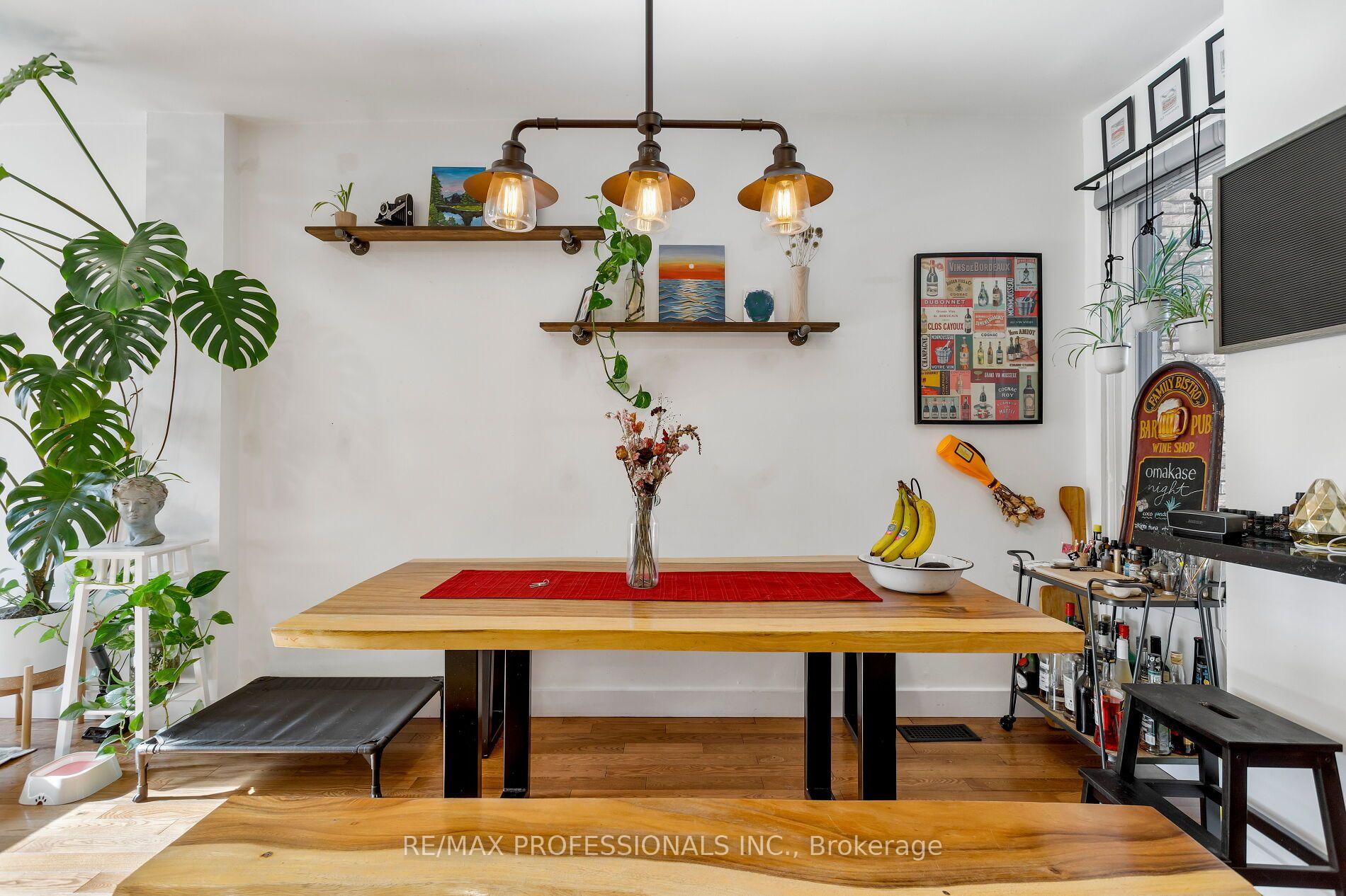 Photo 11 of 44 McCormack Street, Toronto, Rockcliffe-Smythe — HOMEH