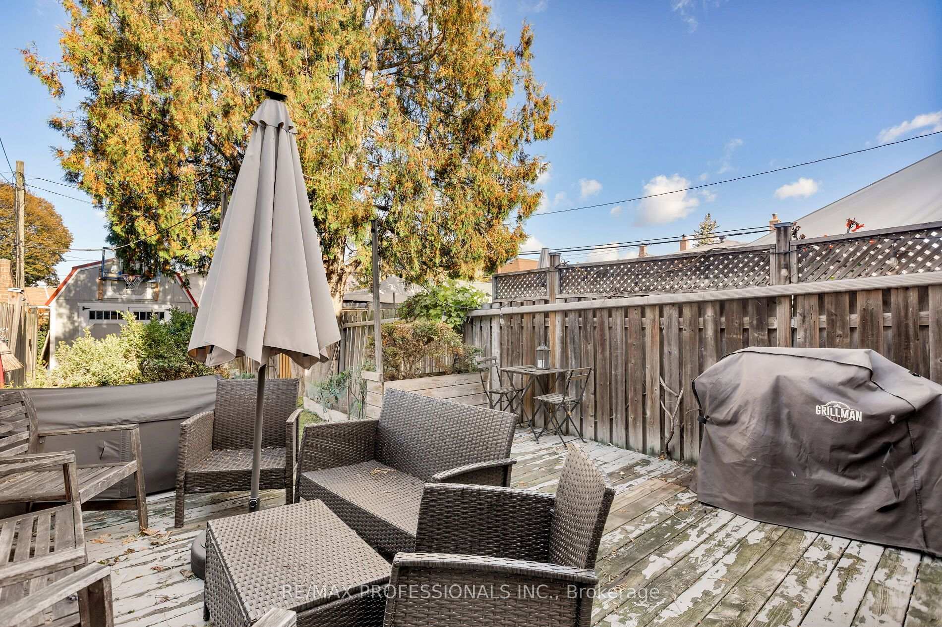 Photo 18 of 44 McCormack Street, Toronto, Rockcliffe-Smythe — HOMEH
