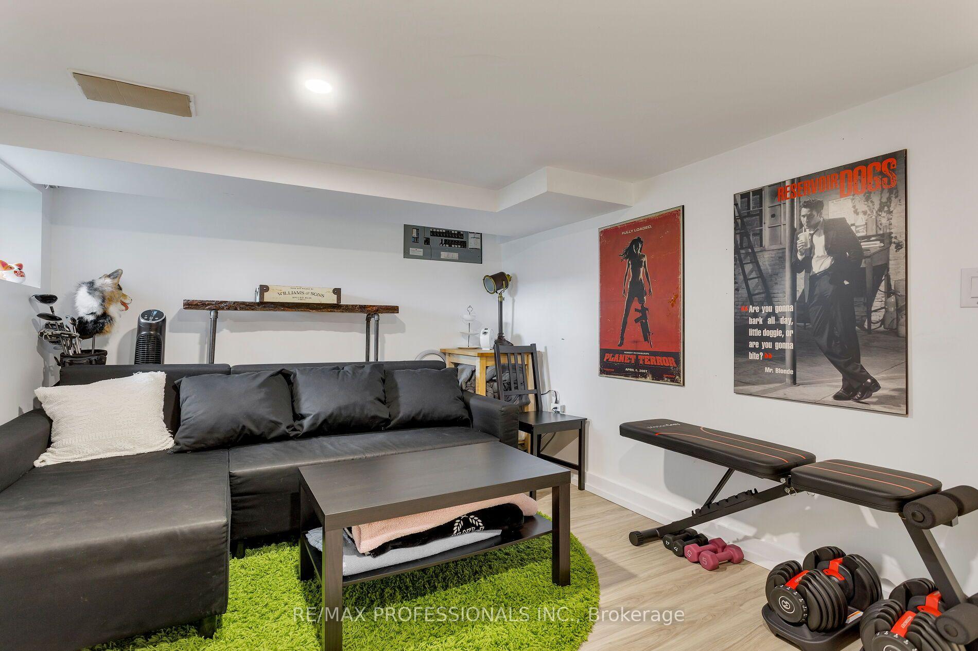 Photo 35 of 44 McCormack Street, Toronto, Rockcliffe-Smythe — HOMEH
